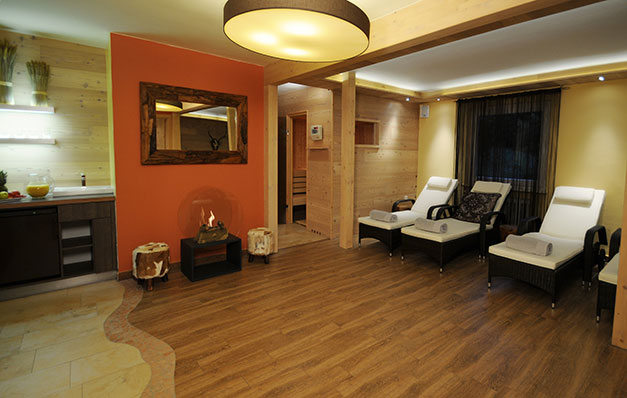 Wellness im Winterurlaub – Sauna und Ruheraum im Wanderhotel Muehle
